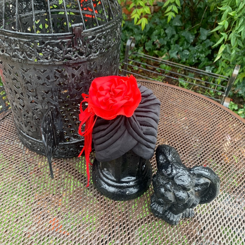 Cloche hat in black with a raw edged fabric flower pin by kreativekristen - Picture 6 of 8